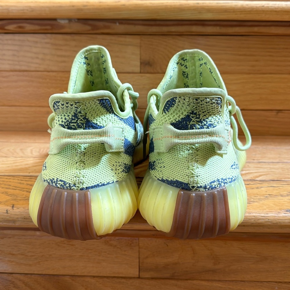 YEEZY Boost V2 350 B37572 Semi Frozen Yellow Men’s Size US 11 - Picture 3 of 6